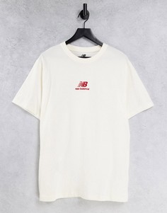 Футболка светлого и красного цвета с логотипом New Balance – эксклюзивно для ASOS-Белый