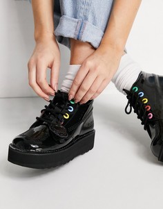 Черные лакированные высокие ботинки на массивной подошве Kickers-Черный цвет
