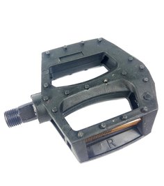 Педаль велосипедная пластик с подшипниками PP-22 черная TBS