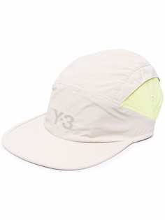 Y-3 бейсболка с вышитым логотипом