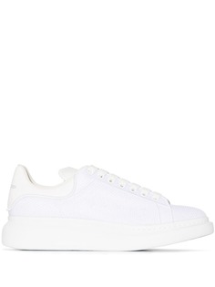 Alexander McQueen фактурные кроссовки Oversized