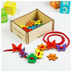 Шнуровка "Бабочки, цветочки", 24 детали Woodland