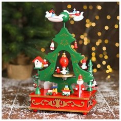 Новогодний сувенир "Ёлка и карусель" 17х12х28 см 6261019 Лесная мастерская