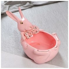 Конфетница "Кролик", розовая, золотистая роспись, 14 см 1733289 Керамика ручной работы