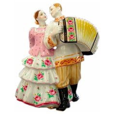 Скульптура. Дулёвский фарфоровый завод. Уральская кадриль.