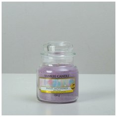 Yankee Candle Свеча ароматическая в банке Сладость Sweet nothings, 104 гр, 25-45 ч