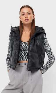Stradivarius Короткий Стеганый Жилет Из Искусственной Кожи Черный Xs