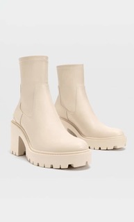 Stradivarius Эластичные Ботильоны На Каблуке И Рифленой Подошве Розовато-Бежевый 36