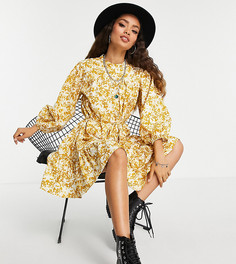 Платье мини с цветочным принтом и поясом Topshop Petite-Желтый