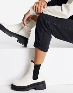Высокие ботильоны челси светлого цвета на массивной подошве New Look-Белый
