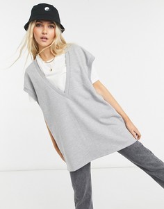 Серый oversized-жилет с V-образным вырезом Bershka