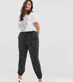 Трикотажные джоггеры с принтом New Look Curve-Черный