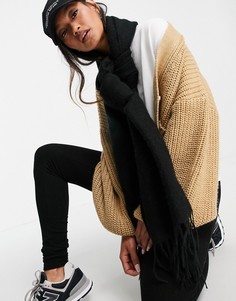 Черный мягкий шарф с бахромой ASOS DESIGN
