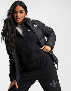 Черный пуховик с капюшоном и тремя полосками adidas Outdoor-Черный цвет
