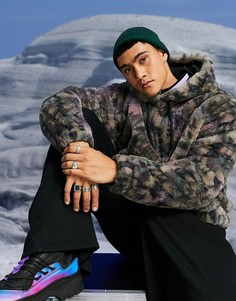 Изумрудно-зеленая шапка-бини ASOS DESIGN-Зеленый цвет