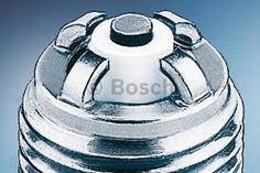 Свеча зажигания BOSCH 0242235748