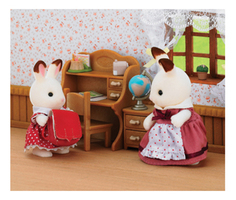 Игровой набор Sylvanian Families Мария за партой