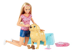 Кукла Barbie с собакой и новорожденными щенками