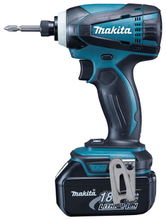Аккумуляторная дрель-шуруповерт Makita DTD152RME