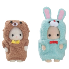 Игровой набор Sylvanian FamiliesМалыши в костюмчиках (Крольчонок и Щенок) 5596