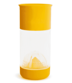 Поильник Munchkin 360 для фруктовой воды с инфузером 414 мл желтый от 4 лет