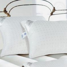 Подушка АРТПОСТЕЛЬ Krystelle 38x38 см