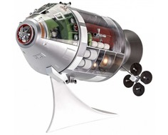 Сборная модель Подарочный набор Аполлон-11: Космический корабль с интерьером Revell 03703