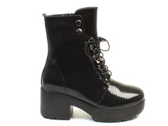 Ботинки женские Airbox 135787 черные 40 RU