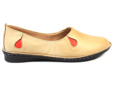 Туфли женские Airbox 137223 бежевые 37 RU