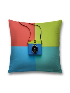 Наволочка декоративная JoyArty "Фотоаппарат" на молнии, 45x45 см