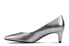 Туфли женские Clarks Laina55 Court2 26151482 серебристые 38 EU
