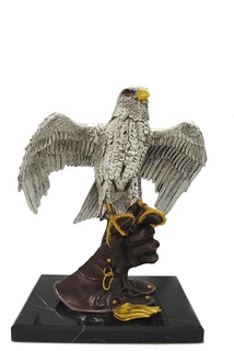 Скульптура "Орёл на перчатке" (Linea "Novita"), посеребрение Exetera Argenti