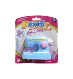Игрушечная швейная машинка family set Shantou Gepai 808D7