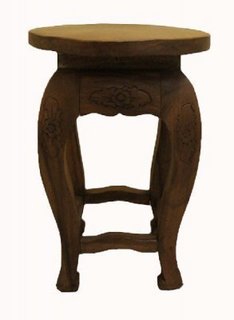 Резной круглый столик, h=51см No Brand