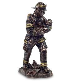 Статуэтка "Пожарный Спасатель" Veronese