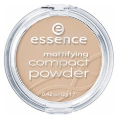 Пудра компактная essence Mineral Compact Powder, тон 02