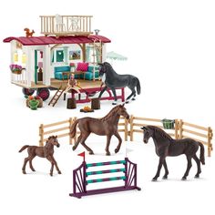 Игровой набор Schleich Фургон для секретных тренировок