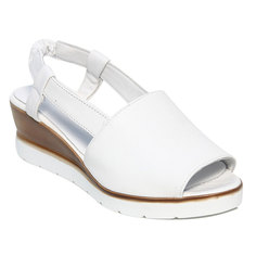 Босоножки женские Airbox 137672 белые 39 RU