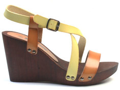 Босоножки женские Betsy 134128 коричневые 38 RU