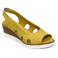 Босоножки женские Airbox 137673 желтые 38 RU