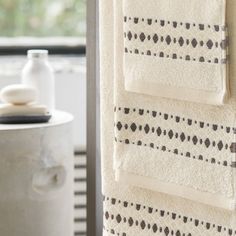 ЭМЕРАЛЬД экрю-кор Полотенце 40х60, 100% хлопок, 580 гр/м2 Togas