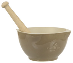 Ступка Emile Henry 14 см