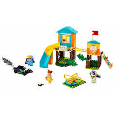 Конструктор LEGO Toy Story 4 Базза и Бо Пип на детской площадке