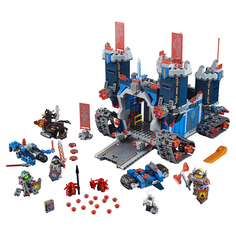 Конструктор LEGO Nexo Knights Фортрекс - мобильная крепость (70317)