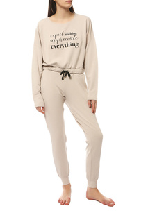 Лонгслив женский BlackSpade BS50429 бежевый 44