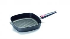 Сковорода гриль квадратная WOLL серии Titanium Nowo, h-6,5, 28x28 см 1628-1N Perwoll
