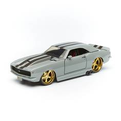 Maisto Машинка Design Classic Muscle - Chevrolet Camaro Z/28 1:24, серая 32508