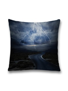Наволочка декоративная JoyArty "Путь к центру бури" на молнии, 45x45 см