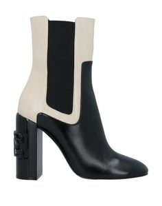 Полусапоги и высокие ботинки Casadei