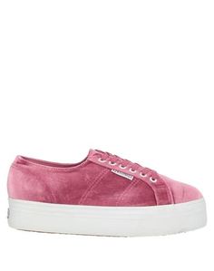 Кеды и кроссовки Superga